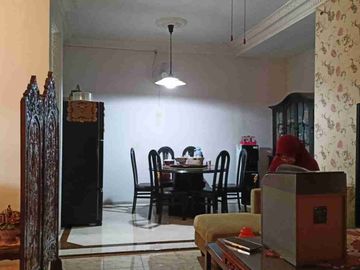 Rungkut Mapan Barat Hook  Row 3 mobil