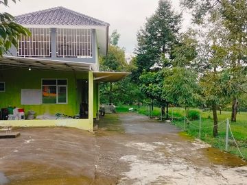 Dijual Villa + Kebun Durian Di Delingan Karanganyar