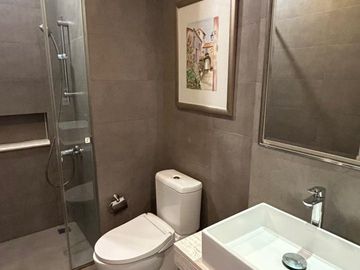 Disewakan Apartemen Residence 8, 1 BR, Strata, Full Furnished