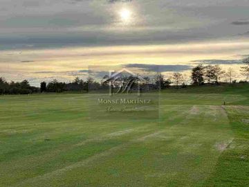 VENTA DE TERRENO EN EL BOSQUE COUNTRY CLUB FRENTE A CAMPO DE GOLF