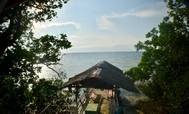 Income-generating Sea Front Dive Resort 423sqm Alegria