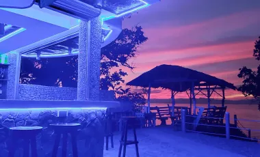 Income-generating Sea Front Dive Resort 423sqm Alegria