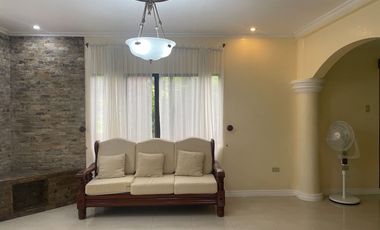 House and Lot in Royale Tagaytay Estates Ph1 at Bgy. Buck Estate, Alfonso Cavite for RENT! 4BR, 300 sqm at 60k per month