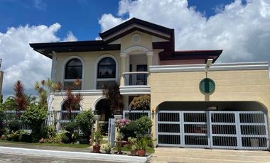 House and Lot in Royale Tagaytay Estates Ph1 at Bgy. Buck Estate, Alfonso Cavite for RENT! 4BR, 300 sqm at 60k per month