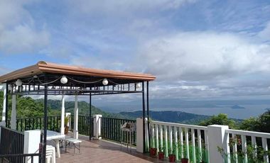 Overlooking House and Lot in Bgy. San Jose, Tagaytay for SALE! 7BR, 600 sqm at 30M