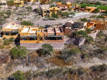Casa en venta en La Paz Baja California sur en Puerta Cortez campo de GOLF beachclub y marina