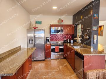 Casa en venta en La Paz Baja California sur en Puerta Cortez campo de GOLF beachclub y marina