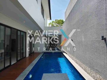Rumah Graha Natura, Ada Pool, Semi Furnish, Luas Tanah Besar, Harga Hancur