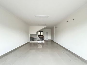 Dijual Cepat BU Ruko Melody 3 Lantai di Gading Serpong