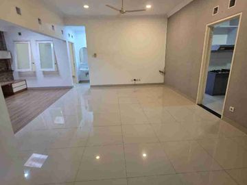Dijual Rumah Siap Huni Singgasana Lingkungan Tenang dan Nyaman
