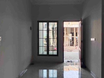 rumah baru siap huni di Cijantung