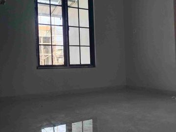 rumah baru siap huni di Cijantung