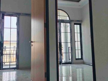 rumah baru siap huni di Cijantung