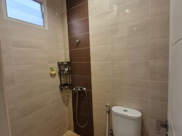 DIJUAL RUMAH SIAP HUNI CLUSTER FARADAY GADING SERPONG