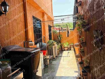 SEMI-FURNISHED TWO-STOREY SINGLE-DETACHED HOUSE INSIDE BF RESORT VILLAGE, LAS PIÑAS CITY, METRO MANILA