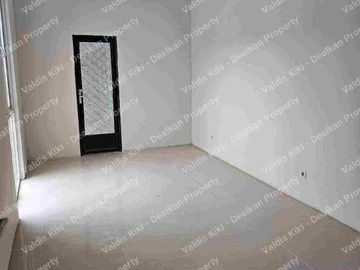 RUMAH MINIMALIS BARU GRESS DI WIYUNG DEKAT DIAN ISTANA SURABAYA BARAT