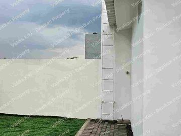 RUMAH MINIMALIS BARU GRESS DI WIYUNG DEKAT DIAN ISTANA SURABAYA BARAT