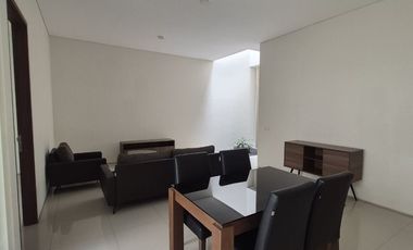 RUMAH BARU GRESS MODERN MINIMALIS SIAP HUNI – ROYAL RESIDENCE WIYUNG SURABAYA BARAT CLUSTER GREENWICH TERMURAH DEKAT CITRALAND