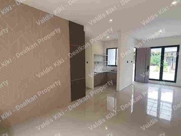 RUMAH MINIMALIS CANTIK BARU GRESS DI BUKIT PALMA CITRALAND SURABAYA BARAT