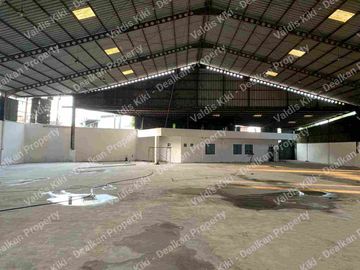 GUDANG KOMERSIAL STRATEGIS BARU RENOVASI DI KALIANAK SURABAYA UTARA