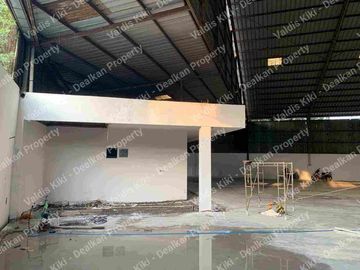 GUDANG KOMERSIAL STRATEGIS BARU RENOVASI DI KALIANAK SURABAYA UTARA