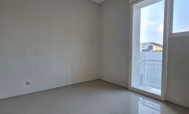 DIJUAL RUMAH ROYAL RESIDENCE CLUSTER ADDINGTON FULL FURNISH DESAIN INTERIOR