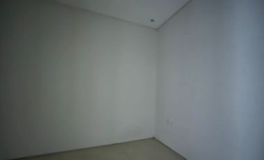 DIJUAL RUMAH ROYAL RESIDENCE CLUSTER ADDINGTON FULL FURNISH DESAIN INTERIOR