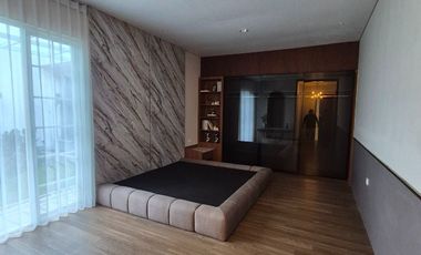DIJUAL RUMAH ROYAL RESIDENCE CLUSTER ADDINGTON FULL FURNISH DESAIN INTERIOR