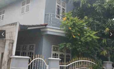 Dijual rumah 2 lantai murah di bekasi