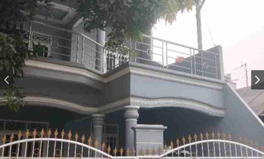 Dijual rumah 2 lantai murah di bekasi