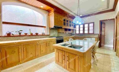 ENORME Y HERMOSA CASA EN VENTA EN LOMAS DE CHAPULTEPEC