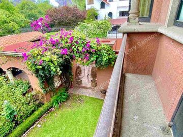 ENORME Y HERMOSA CASA EN VENTA EN LOMAS DE CHAPULTEPEC