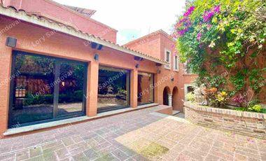 ENORME Y HERMOSA CASA EN RENTA EN LOMAS DE CHAPULTEPEC