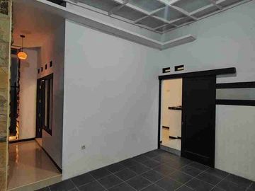 Rumah Bagus Sdh Ada Pagar & Canopi Siap Huni di Jaten