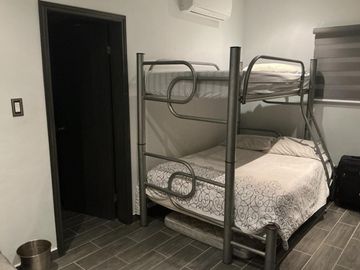 CASA EN VENTA DE 1 PLANTA, EQUIPADA. EN OBREGON, SONORA.