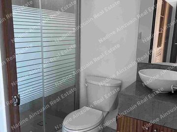 SE RENTA DEPARTAMENTO NUEVO A ESTRENAR EN TORRE GHALIA, CANCÚN QUINTANA ROO.