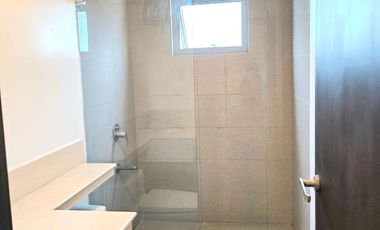 R1490 - Bristol at Parkway Place 2BR Fully Furnished For Rent