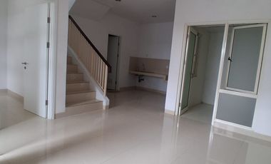 Jual Rumah 2 Lantai Siap Huni Lokasi Strategis Di The Savia Dekat Akses KRL Rawa Buntu Dan Tol BSD