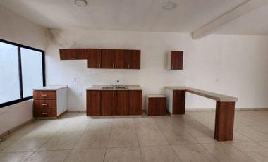 casa en venta con alberca en lomas del oriente