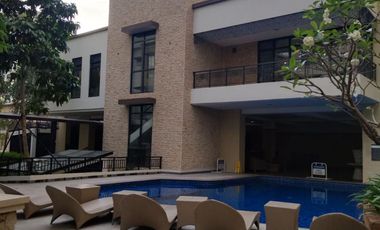 RR1479 - Travertine at Portico 2BR Unfurnished For Sale