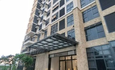 RR1479 - Travertine at Portico 2BR Unfurnished For Sale