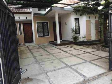 Dijual Rumah di TRASAN Bandongan dekat jalan raya, 3 menit ke KOTA MAGELANG
