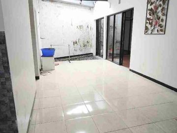 Dijual Rumah di TRASAN Bandongan dekat jalan raya, 3 menit ke KOTA MAGELANG