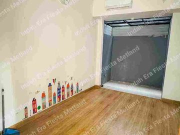 Rumah Bagus siap Huni ada canopy Cendana spring Lippo milenium