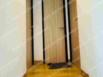 Rumah Bagus siap Huni ada canopy Cendana spring Lippo milenium