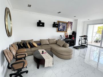 Dijual Rumah 3 Lantai Layar Permai Pantai Indah Kapuk Fullfurnished