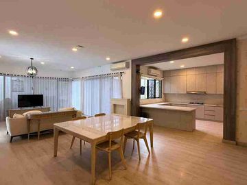 Dijual Rumah Mewah Furnished De Park Cluster Heliconia Bsd City Tangerang