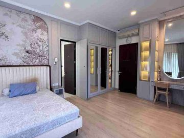 Dijual Rumah Mewah Furnished De Park Cluster Heliconia Bsd City Tangerang