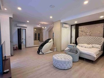 Dijual Rumah Mewah Furnished De Park Cluster Heliconia Bsd City Tangerang