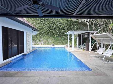 Dijual Rumah Mewah Furnished De Park Cluster Heliconia Bsd City Tangerang